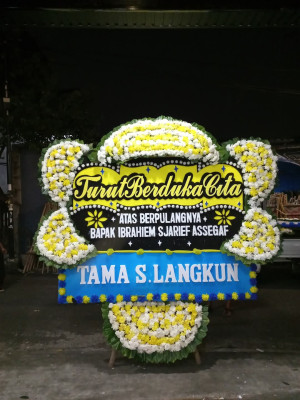 Papan Bunga Duka di Pulau Panggang